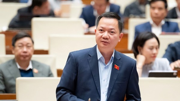 Đại biểu Trịnh Xuân An (Đồng Nai) phát biểu tại hội trường. 