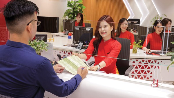 Nhiều ngân hàng báo lãi cao sau 9 tháng đầu năm