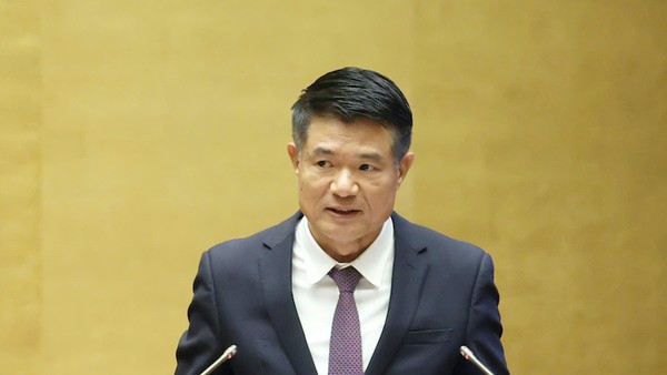 Viện trưởng Viện KSND Tối cao Nguyễn Huy Tiến trình bày báo cáo - Ảnh Duy Linh. 