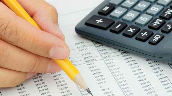 Giám sát tài chính trong ngành bảo hiểm đóng vai trò quan trọng trong phát hiện sớm và ngăn ngừa các rủi ro tiềm ẩn