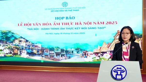 Phó Giám đốc Sở Văn hóa và Thể thao Hà Nội Lê Thị Ánh Mai phát biểu tại Họp báo.