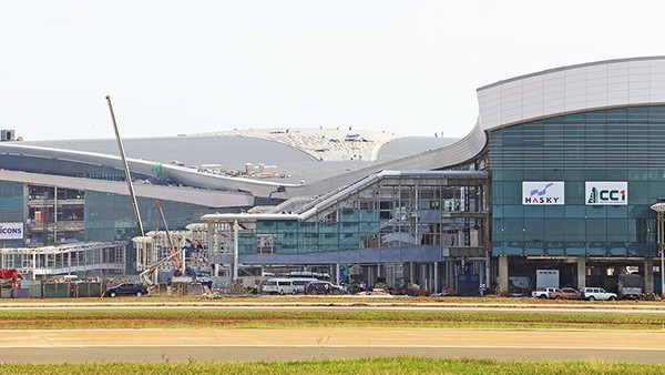 Đẩy mạnh đầu tư công là trụ cột quan trọng để tăng trưởng kinh tế 2 con số. Trong ảnh: Dự án sân bay Long Thành đang khẩn trương hoàn thiện 