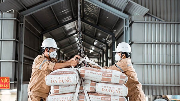 Doanh nghiệp xi măng thoát đáy tiêu thụ 