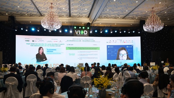 Diễn đàn Quản trị Công ty: Cách các tập đoàn giảm chi phí vốn và tiếp cận dòng vốn lớn