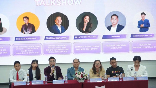 StudentLive: “Đấu trường chốt đơn” chính thức khởi động, kết hợp hội thảo kỹ năng bán hàng và pháp luật