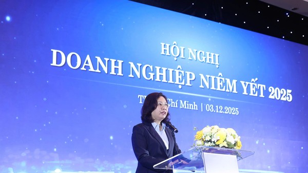 Bà Vũ Thị Chân Phương, Chủ tịch Uỷ ban Chứng khoán Nhà nước (Ảnh: Lê Toàn)