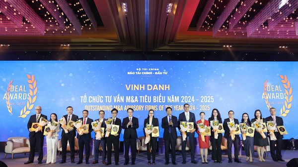 Diễn đàn M&A 2025 vinh danh các thương vụ và đơn vị tư vấn M&A nổi bật 2024 - 2025