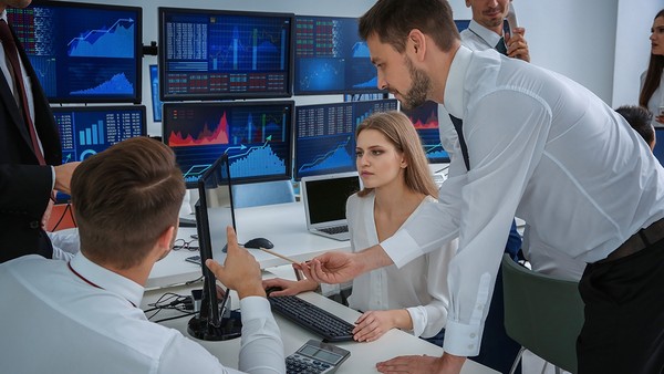 Giới đầu tư thở phào sau phát biểu trấn an tâm lý từ ông Trump