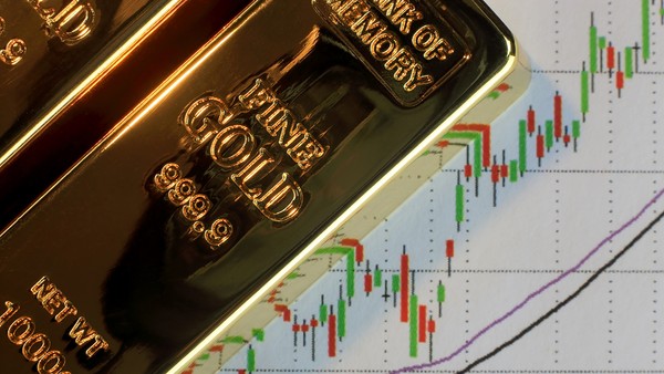 Giá vàng hôm nay ngày 11/1: "Chưa thấy bằng chứng nào cho thấy đợt tăng giá đã kết thúc"