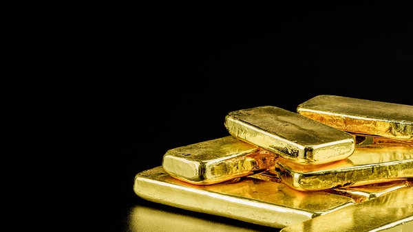 Giá vàng hôm nay ngày 15/10: Vàng thế giới giảm mạnh, SJC đi ngang