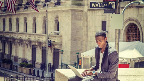 Chu kỳ siêu tăng trưởng của thị trường mới nổi bắt đầu