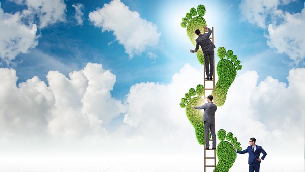 Thị trường tài chính 24h: Chứng khoán có phiên điều chỉnh mạnh, giá vàng thế giới tăng vọt