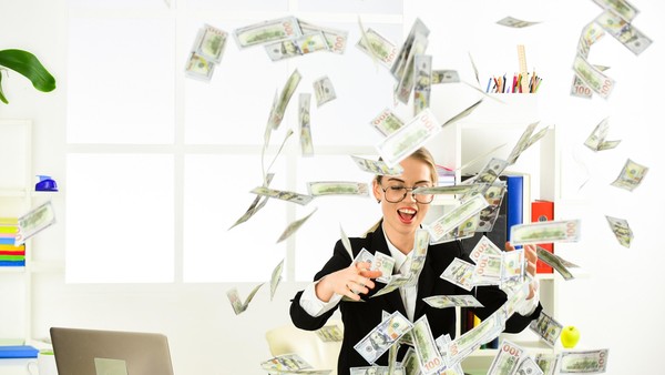 Khối ngoại giảm gần 90% bán ròng trong tháng 8, điểm tên những cổ phiếu góp công lớn