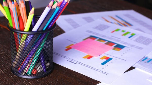 Giao dịch chứng khoán phiên sáng 25/8: Cổ phiếu VIC nâng đỡ, VN-Index vượt lên trên 1.800 điểm