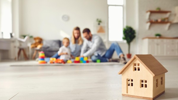 Cổ phiếu địa ốc: Muốn tăng, nội tại phải tốt