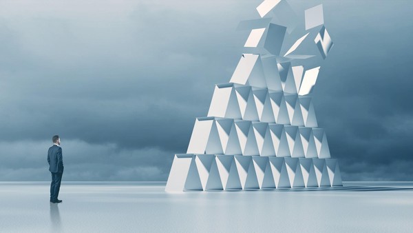 Thị trường tài chính 24h: Giá dầu thô giảm nhanh, Bitcoin hồi phục mạnh