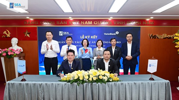 Lễ ký kết hợp tác chiến lược giữa đại diện Seaholdings và VietinBank.