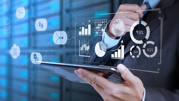 Trong vòng xoáy thông tin