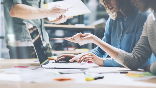 Giao dịch chứng khoán khối ngoại tuần 2-6/3: Miệt mài xả FPT, bán ròng gần 6.500 tỷ đồng