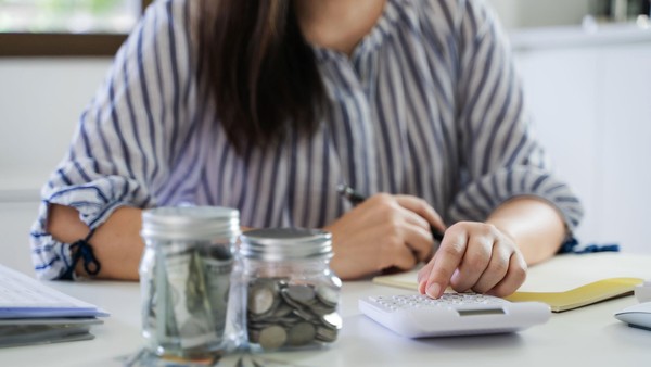 Thị trường tài chính 24h: Các ngân hàng tích cực triển khai phát hành cổ phiếu
