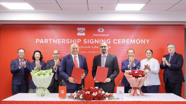 Hợp tác chiến lược giữa Techcom Life và tập đoàn tái bảo hiểm Hoa Kỳ RGA góp phần thúc đẩy phát triển bền vững thị trường bảo hiểm Việt Nam.
