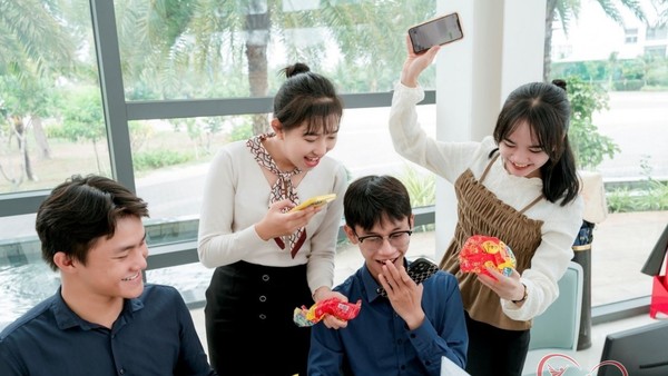 Hơn 5,4 triệu lượt tham gia "Xé ngay trúng liền": Giá trị không chỉ nằm ở những giải thưởng