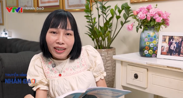 Chị Lâm Thị Nga, Giám đốc Công ty TNHH Ba bánh Hà Nam, biến khát vọng được tự đi lại thành động lực tạo cơ hội cho nhiều người khuyết tật.