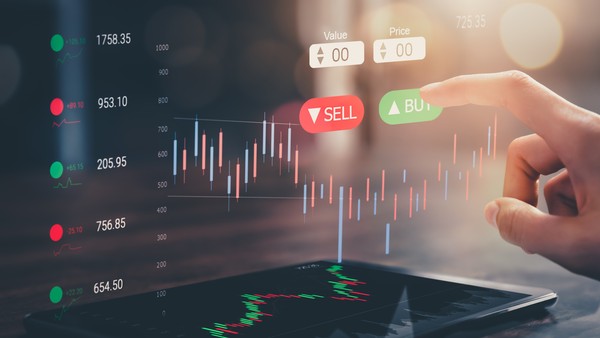 Phiên giao dịch sáng 23/9: VN-Index giằng co quanh 1.820 điểm, dòng tiền thận trọng 