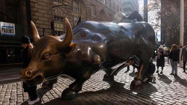 Thị trường chứng khoán thắng lớn trong năm 2025 và triển vọng cho năm mới