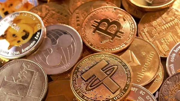 XRP dẫn đầu đà giảm của thị trường tiền điện tử