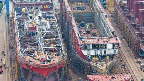 Các xưởng đóng tàu của Trung Quốc hưởng lợi từ xung đột Trung Đông