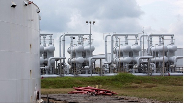 Goldman Sachs: Giá dầu có thể giao dịch ở mức gần 120 USD/thùng nếu xung đột kéo dài