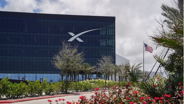 SpaceX huy động 75 tỷ USD trong đợt IPO lớn nhất lịch sử