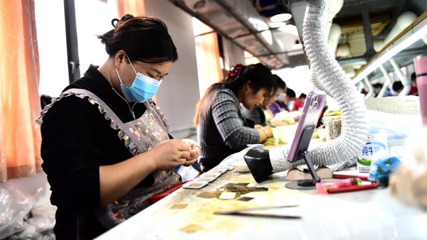 Lợi nhuận công nghiệp Trung Quốc tăng tốc nhờ đà bùng nổ công nghệ