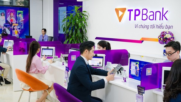TPBank (TPB) chốt quyền chia cổ tức 5% bằng tiền và 15% bằng cổ phiếu 