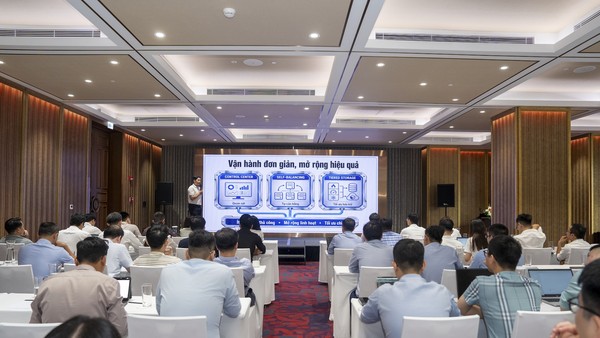 Khách mời tại Hội thảo chuyên đề “From Data in Motion to AI in Action” là chuyên gia công nghệ đến từ các ngân hàng như: BIDV, Vietcombank, Agribank, ABBank…