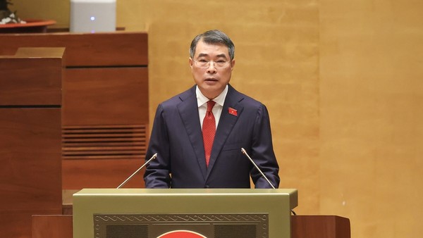 Thủ tướng Chính phủ Lê Minh Hưng phát biểu sau lễ tuyên thệ nhậm chức chiều 7/4 (Ảnh: Quốc hội)