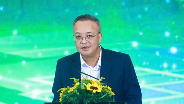Ông Bùi Hoàng Hải, Phó Chủ tịch Ủy ban Chứng khoán Nhà nước trình bày tại Hội thảo của báo Tài chính Đầu tư sáng 15/7 (Ảnh: Dũng Minh)