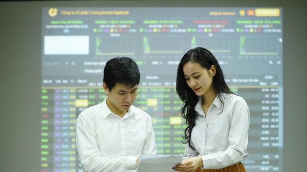 Công ty mẹ - con cùng lên sàn: Bài toán “hai vốn hóa, một tài sản”