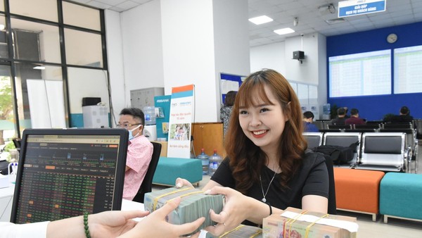 Chuyên gia chỉ báo nhóm cổ phiếu dẫn sóng quý II