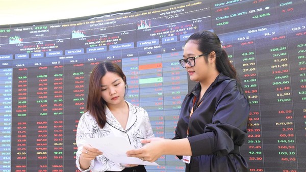 Tin tốt qua nhanh, chỉ số VN-Index giảm 20 điểm