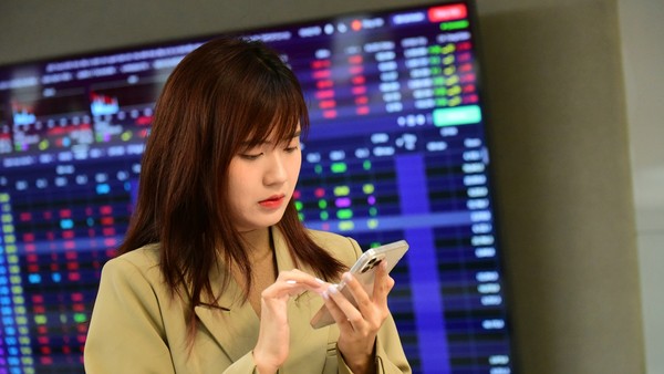 Sau dầu khí, nhóm cổ phiếu nào có thể trở thành tâm điểm dòng tiền?