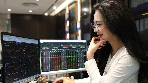 P/E của VN-Index đã về mức thấp hơn trung bình 5 năm