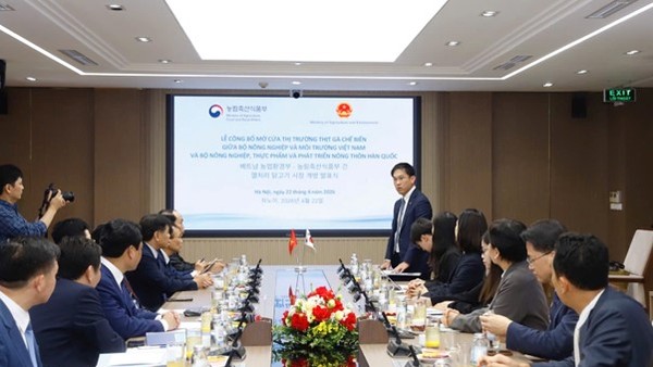 Lễ công bố mở cửa thị trường thịt gà chế biến giữa Việt Nam và Hàn Quốc diễn ra tại Hà Nội ngày 22 tháng 4 năm 2026. Ảnh: Khương Trung