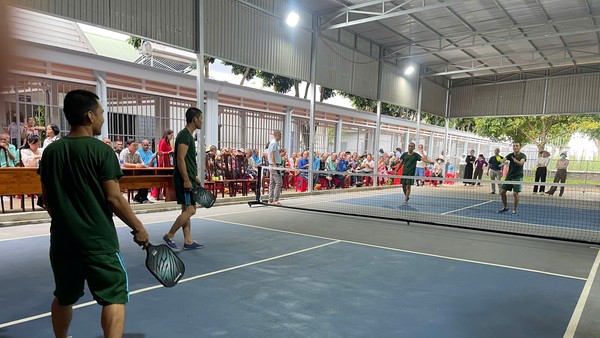 Việc đầu tư cơ sở vật chất cho các cơ sở trợ giúp dù đã được quan tâm nhưng chưa đáp ứng được nhu cầu