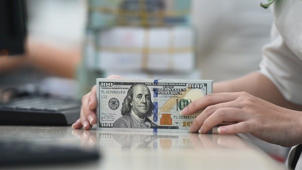 Tỷ giá cuối năm: Những lực kéo và sức ép đan xen