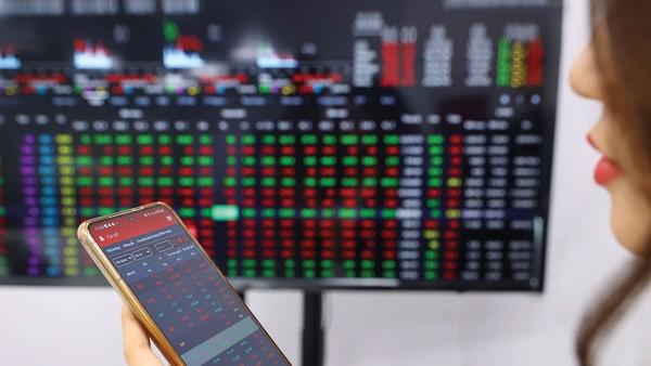 Nếu các công ty chứng khoán buông lỏng kỷ luật cho vay, dòng tiền margin sẽ tăng mạnh vào những cổ phiếu có tính đầu cơ cao