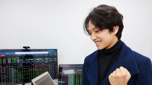 Nhiều công ty chứng khoán kỳ vọng, VN-Index năm 2026 có thể hướng tới các mục tiêu trên ngưỡng 2.000 điểm