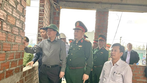 Phó Thủ tướng Hồ Quốc Dũng yêu cầu Gia Lai hoàn thành xây dựng nhà ở trước 16/1 