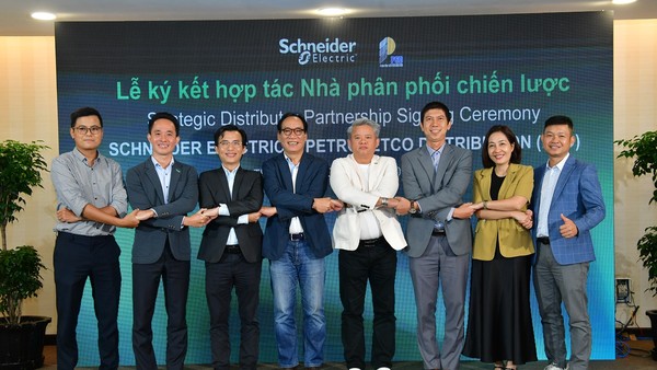 Schneider Electric và PSD ký kết hợp tác chiến lược
